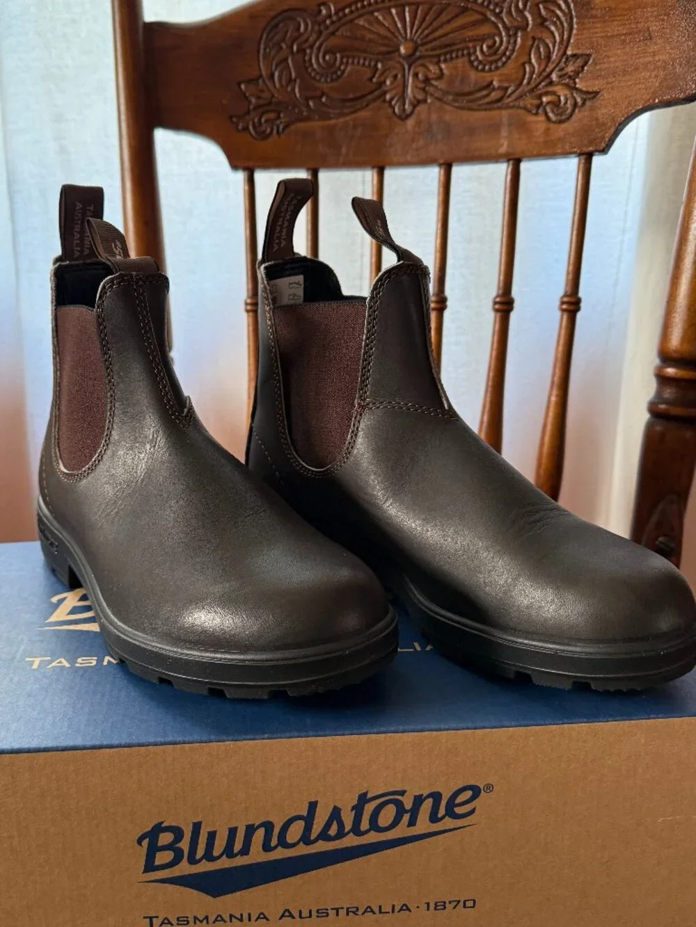 Blundstone 500 Chelsea Stout Brown Boots, New In Box, Size 7.5 (4.5 AU) - Picture 3 of 7